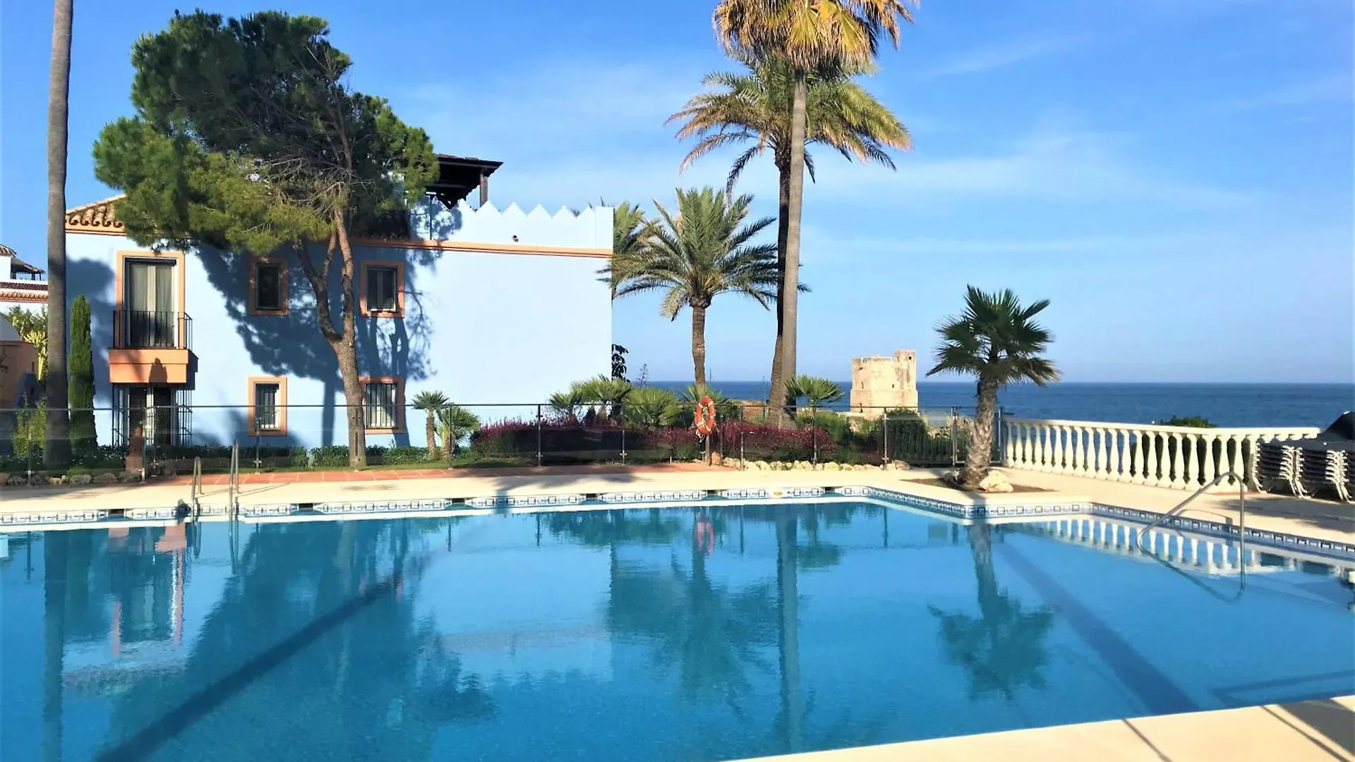 Penthouse La Perla De Marrakech 9 Family Friendly Appartement Casares 0*,  Spanje